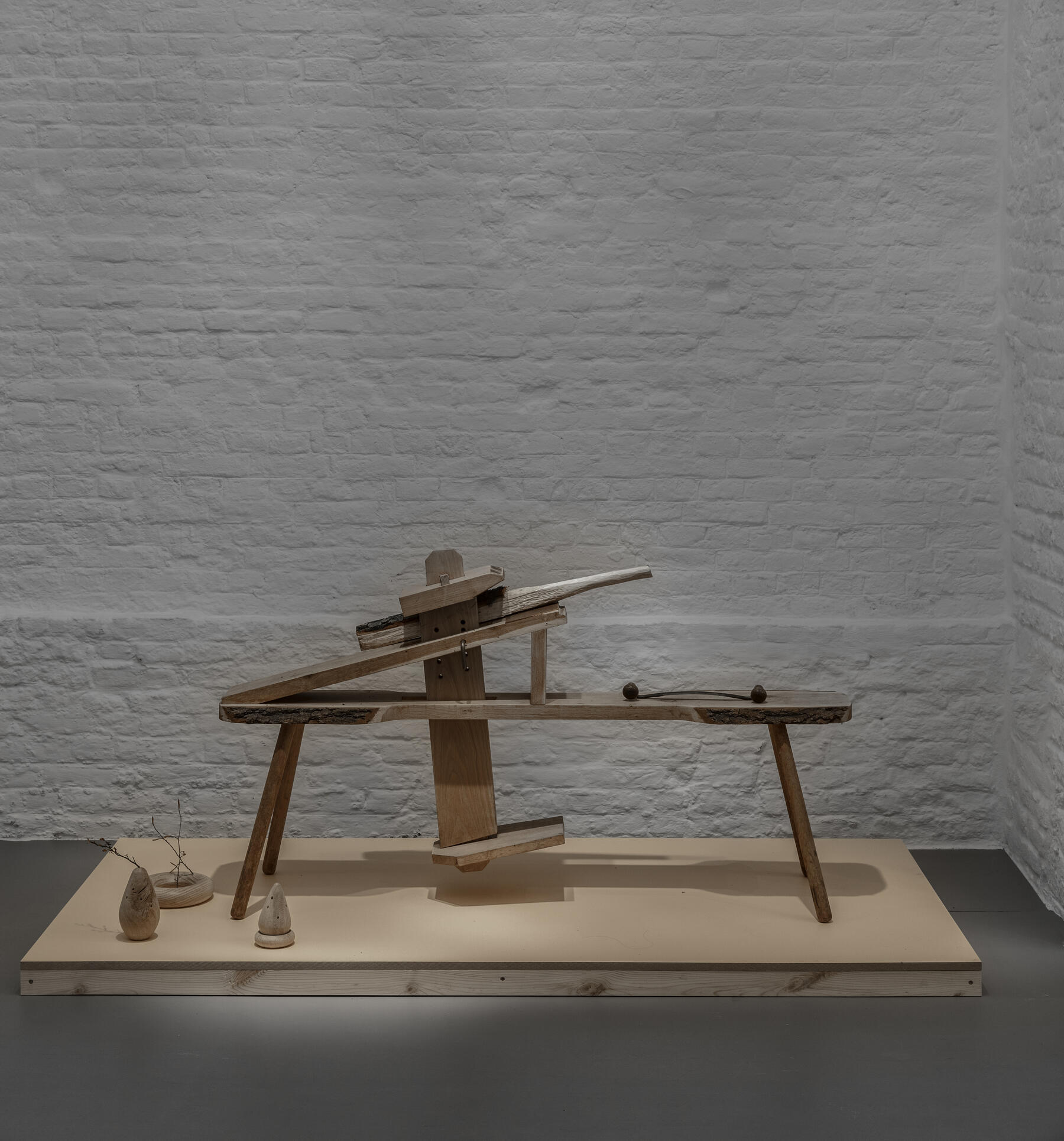 <span class='credits'>&copy; Serge Anton</span>
