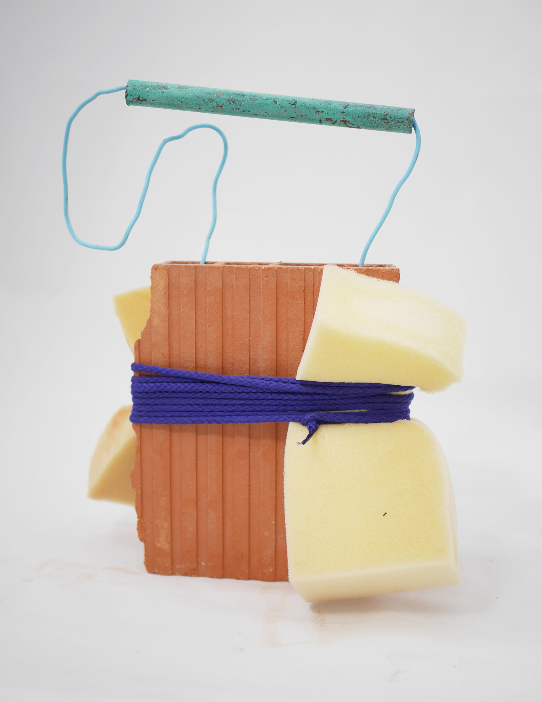 <span class='credits'>© studio Æquo</span>