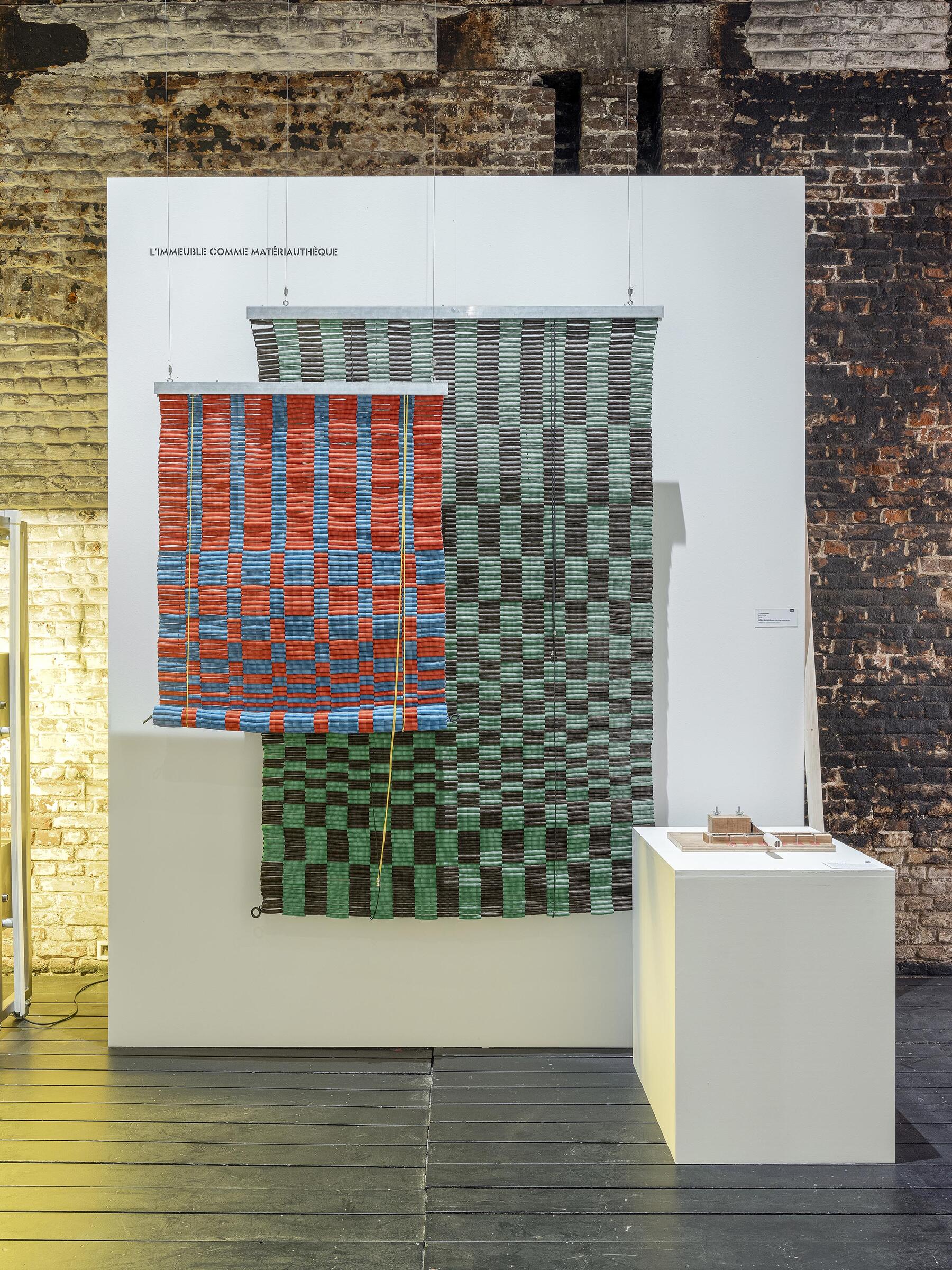<span class='credits'>&copy; Caroline Dethier</span>