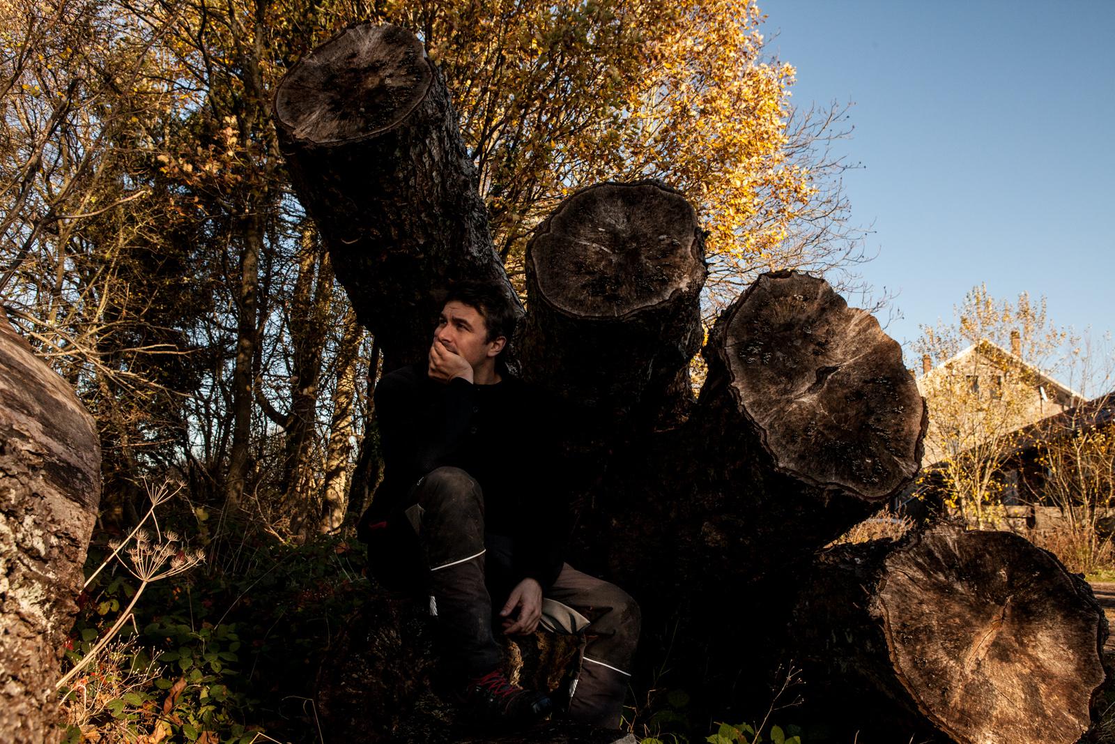 <span class='credits'>© Jo Magrean</span>