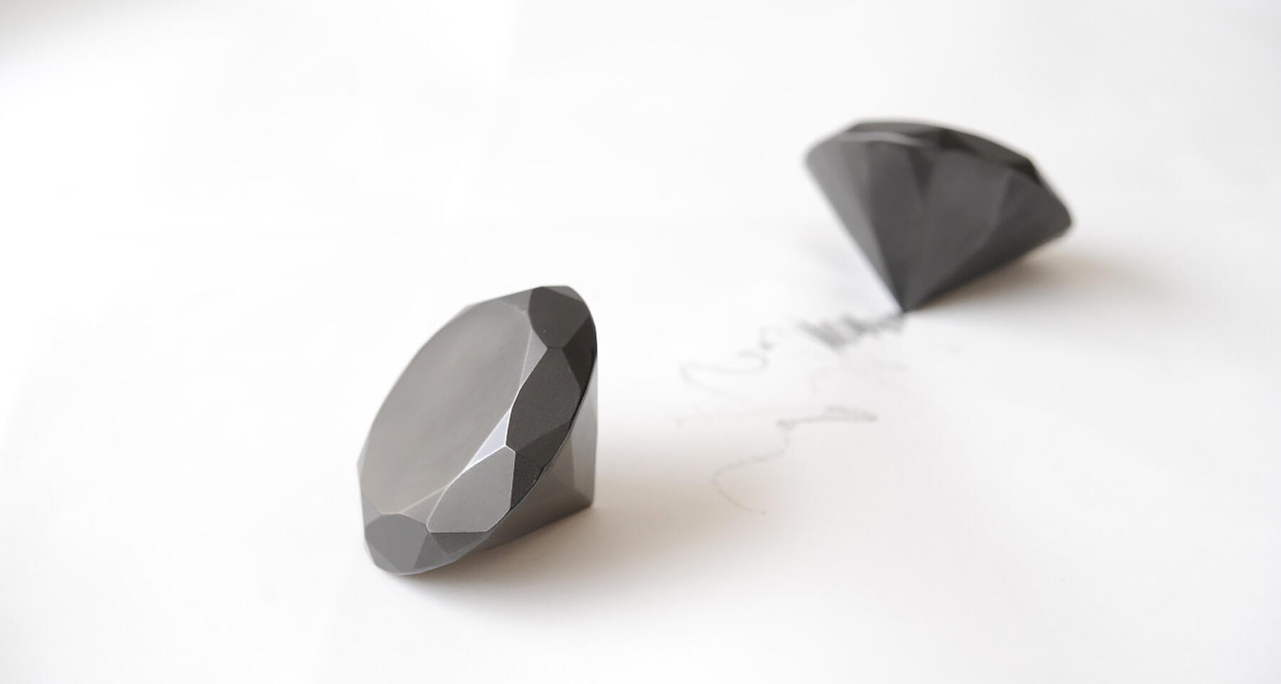 <span class='credits'>&copy; Sofie Lachaert + Luc d'Hanis</span>