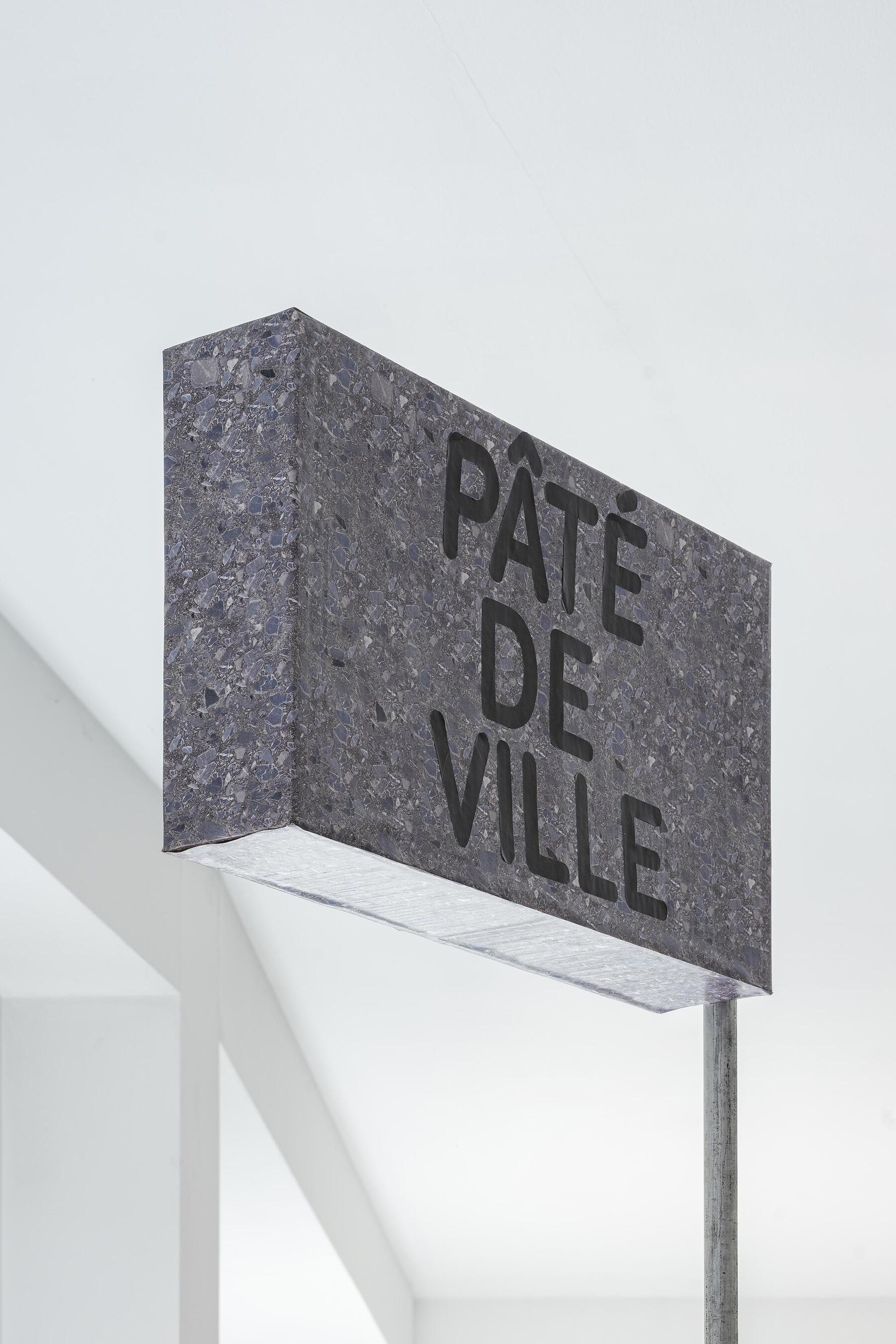 <span class='credits'>© Caroline Dethier</span>